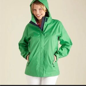 Vineyard vines Vibrant Green Hooded rain Jacket